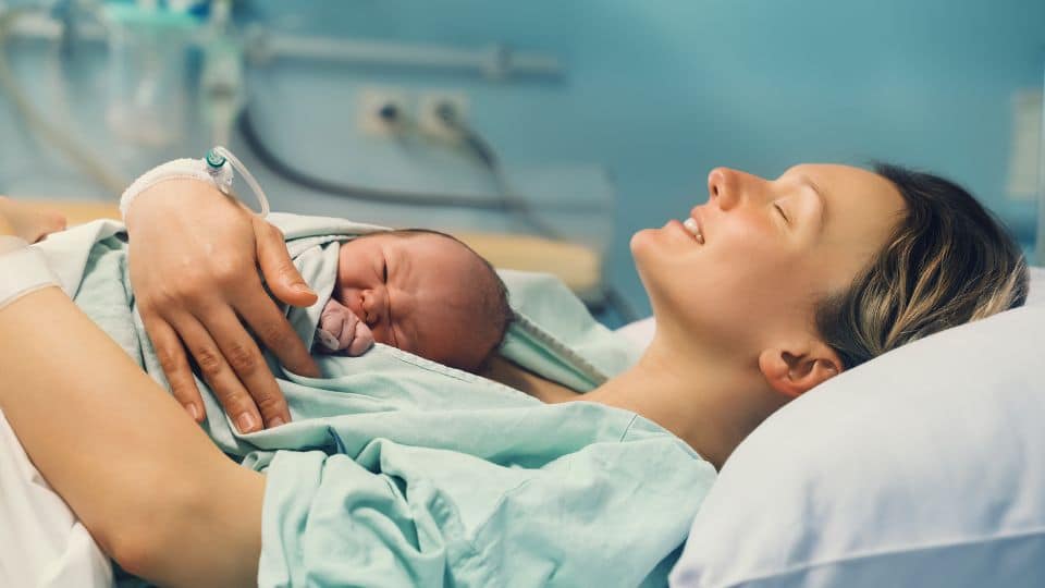 5 תוספים שחשוב שתקחי לאחר הלידה